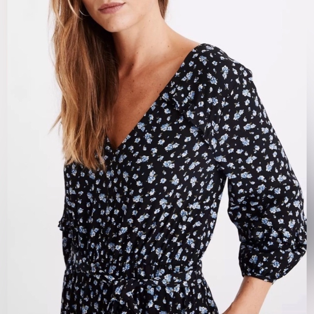 Madewell Black Ruffle-Sleeve Tie-Waist Floral Jumpsuit in Baby’s Breath XS - Picture 4 of 11